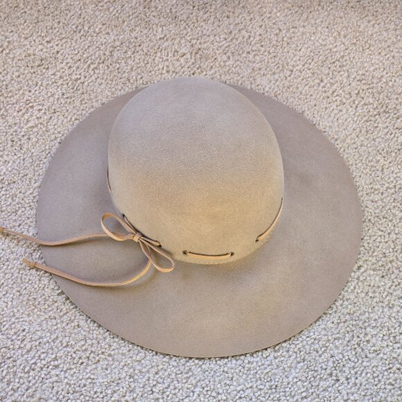 NWT Bruno Magli Wool Hat with Leather Trim - Picture 2 of 8
